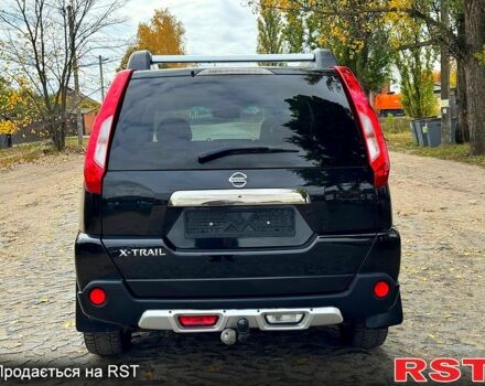 Черный Ниссан ИксТрейл, объемом двигателя 2.5 л и пробегом 159 тыс. км за 11780 $, фото 8 на Automoto.ua