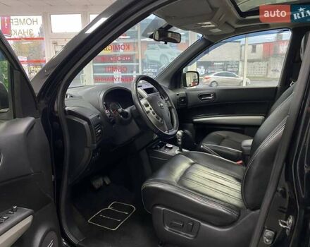 Чорний Ніссан ІксТрейл, об'ємом двигуна 2 л та пробігом 54 тис. км за 15490 $, фото 21 на Automoto.ua