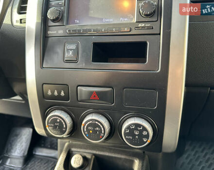 Чорний Ніссан ІксТрейл, об'ємом двигуна 2 л та пробігом 125 тис. км за 12999 $, фото 30 на Automoto.ua