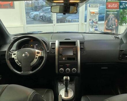 Чорний Ніссан ІксТрейл, об'ємом двигуна 2 л та пробігом 54 тис. км за 15490 $, фото 31 на Automoto.ua