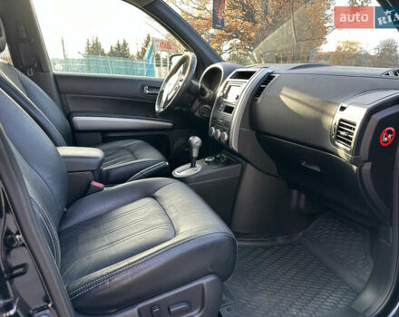 Чорний Ніссан ІксТрейл, об'ємом двигуна 2 л та пробігом 125 тис. км за 12999 $, фото 20 на Automoto.ua