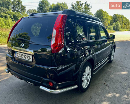 Черный Ниссан ИксТрейл, объемом двигателя 2 л и пробегом 125 тыс. км за 12300 $, фото 10 на Automoto.ua
