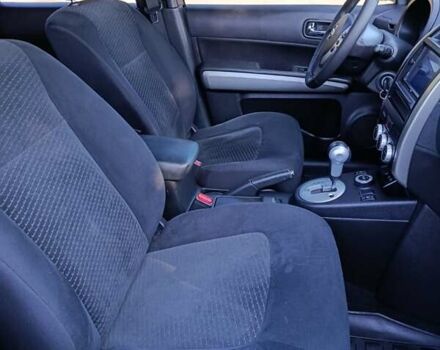 Черный Ниссан ИксТрейл, объемом двигателя 2 л и пробегом 132 тыс. км за 12800 $, фото 18 на Automoto.ua