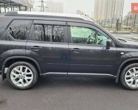 Черный Ниссан ИксТрейл, объемом двигателя 2 л и пробегом 213 тыс. км за 11950 $, фото 9 на Automoto.ua