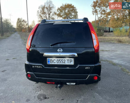 Ниссан ИксТрейл 2013 в Львове на Automoto.ua Черный Ниссан ИксТрейл, объемом двигателя 2 л и пробегом 359 тыс. км за 12300 $, фото 7 на Automoto.ua