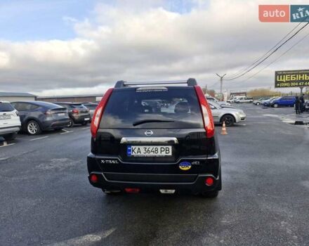 Черный Ниссан ИксТрейл, объемом двигателя 2 л и пробегом 114 тыс. км за 14000 $, фото 5 на Automoto.ua