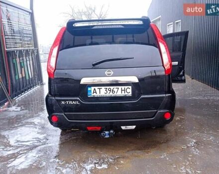 Черный Ниссан ИксТрейл, объемом двигателя 2 л и пробегом 230 тыс. км за 10400 $, фото 6 на Automoto.ua