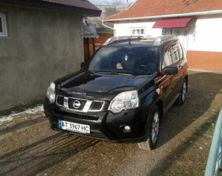 Черный Ниссан ИксТрейл, объемом двигателя 2 л и пробегом 230 тыс. км за 10200 $, фото 6 на Automoto.ua