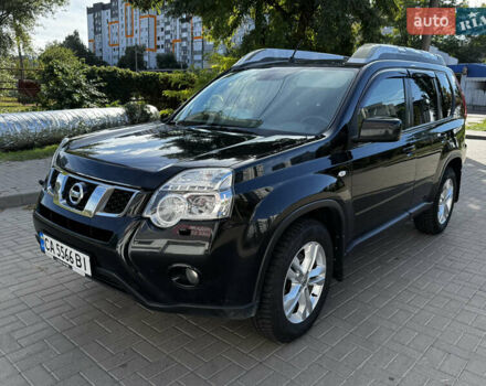 Черный Ниссан ИксТрейл, объемом двигателя 2 л и пробегом 216 тыс. км за 13000 $, фото 5 на Automoto.ua