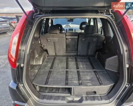 Черный Ниссан ИксТрейл, объемом двигателя 2 л и пробегом 114 тыс. км за 14000 $, фото 18 на Automoto.ua