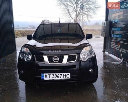 Черный Ниссан ИксТрейл, объемом двигателя 2 л и пробегом 230 тыс. км за 10400 $, фото 4 на Automoto.ua