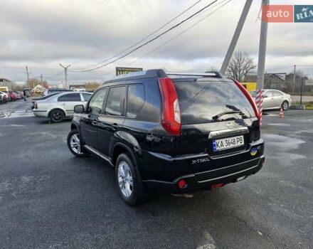 Черный Ниссан ИксТрейл, объемом двигателя 2 л и пробегом 114 тыс. км за 14000 $, фото 4 на Automoto.ua