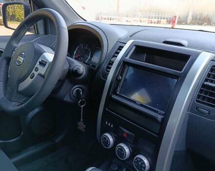 Черный Ниссан ИксТрейл, объемом двигателя 2 л и пробегом 132 тыс. км за 12800 $, фото 8 на Automoto.ua