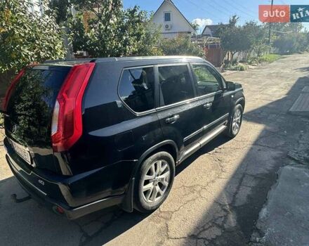 Чорний Ніссан ІксТрейл, об'ємом двигуна 2 л та пробігом 228 тис. км за 15200 $, фото 3 на Automoto.ua