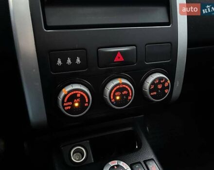 Черный Ниссан ИксТрейл, объемом двигателя 2 л и пробегом 250 тыс. км за 12990 $, фото 26 на Automoto.ua