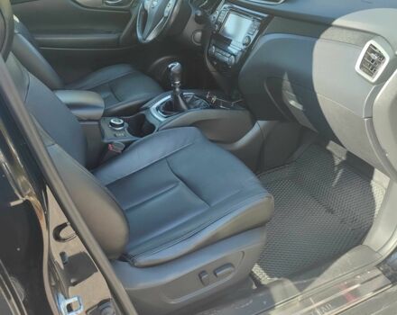 Черный Ниссан ИксТрейл, объемом двигателя 1.6 л и пробегом 223 тыс. км за 15000 $, фото 13 на Automoto.ua