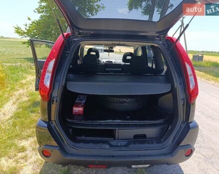 Черный Ниссан ИксТрейл, объемом двигателя 2 л и пробегом 206 тыс. км за 11600 $, фото 34 на Automoto.ua