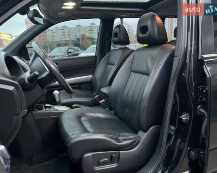 Черный Ниссан ИксТрейл, объемом двигателя 2 л и пробегом 250 тыс. км за 12990 $, фото 8 на Automoto.ua