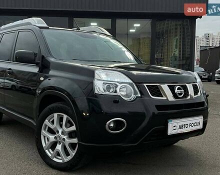 Черный Ниссан ИксТрейл, объемом двигателя 2 л и пробегом 250 тыс. км за 12990 $, фото 1 на Automoto.ua