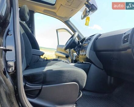 Черный Ниссан ИксТрейл, объемом двигателя 2 л и пробегом 206 тыс. км за 11600 $, фото 3 на Automoto.ua