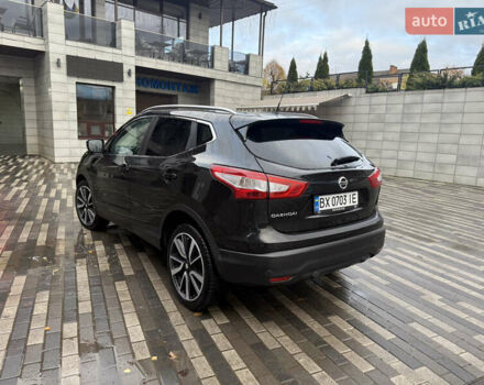 Черный Ниссан ИксТрейл, объемом двигателя 1.6 л и пробегом 130 тыс. км за 15300 $, фото 8 на Automoto.ua