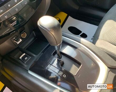 Черный Ниссан ИксТрейл, объемом двигателя 1.6 л и пробегом 195 тыс. км за 17250 $, фото 14 на Automoto.ua