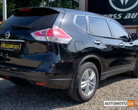 Черный Ниссан ИксТрейл, объемом двигателя 1.6 л и пробегом 195 тыс. км за 17250 $, фото 5 на Automoto.ua