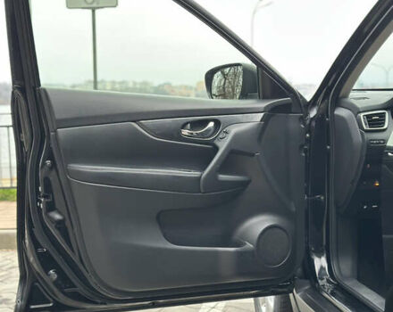 Черный Ниссан ИксТрейл, объемом двигателя 1.6 л и пробегом 200 тыс. км за 16300 $, фото 107 на Automoto.ua