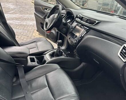 Черный Ниссан ИксТрейл, объемом двигателя 1.6 л и пробегом 230 тыс. км за 14200 $, фото 8 на Automoto.ua