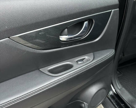 Черный Ниссан ИксТрейл, объемом двигателя 1.6 л и пробегом 200 тыс. км за 16300 $, фото 113 на Automoto.ua