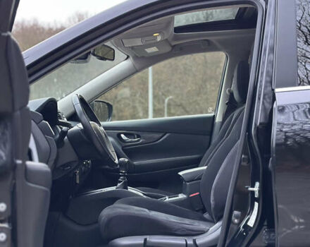 Черный Ниссан ИксТрейл, объемом двигателя 1.6 л и пробегом 200 тыс. км за 16300 $, фото 99 на Automoto.ua