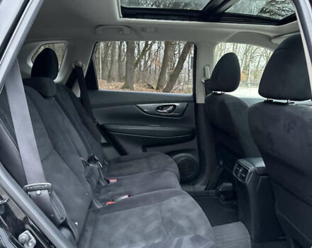 Черный Ниссан ИксТрейл, объемом двигателя 1.6 л и пробегом 200 тыс. км за 16300 $, фото 129 на Automoto.ua