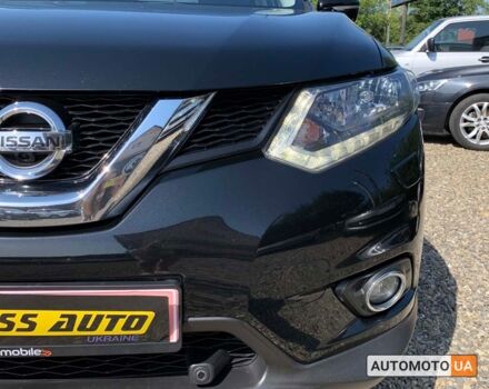 Черный Ниссан ИксТрейл, объемом двигателя 1.6 л и пробегом 195 тыс. км за 17250 $, фото 6 на Automoto.ua