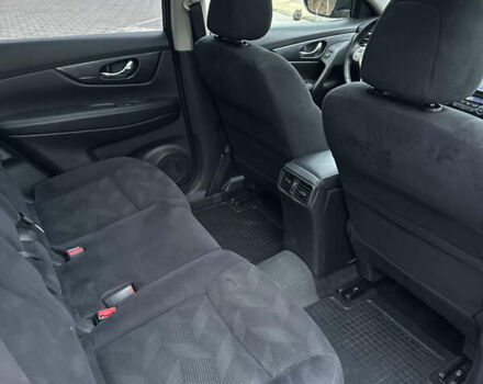 Черный Ниссан ИксТрейл, объемом двигателя 1.6 л и пробегом 200 тыс. км за 16300 $, фото 130 на Automoto.ua