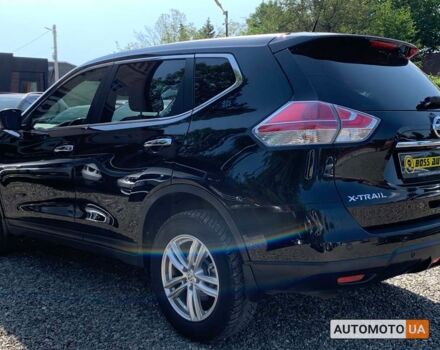 Черный Ниссан ИксТрейл, объемом двигателя 1.6 л и пробегом 195 тыс. км за 17250 $, фото 3 на Automoto.ua
