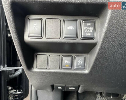 Черный Ниссан ИксТрейл, объемом двигателя 1.6 л и пробегом 211 тыс. км за 16200 $, фото 12 на Automoto.ua