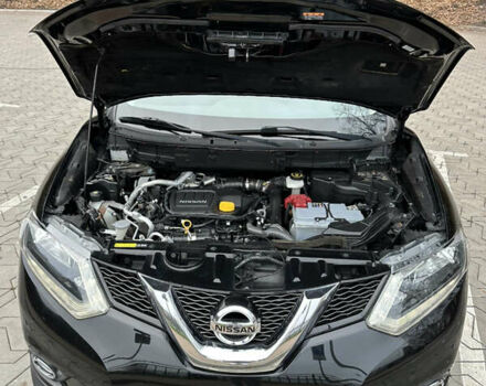 Черный Ниссан ИксТрейл, объемом двигателя 1.6 л и пробегом 200 тыс. км за 16300 $, фото 138 на Automoto.ua