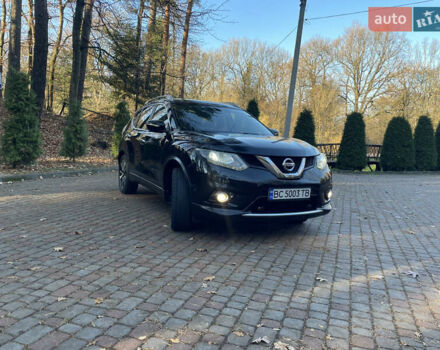Черный Ниссан ИксТрейл, объемом двигателя 1.6 л и пробегом 180 тыс. км за 15900 $, фото 4 на Automoto.ua