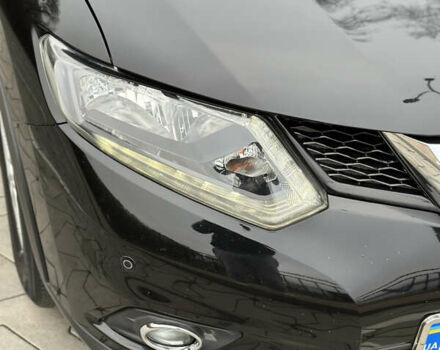 Черный Ниссан ИксТрейл, объемом двигателя 1.6 л и пробегом 200 тыс. км за 16300 $, фото 73 на Automoto.ua