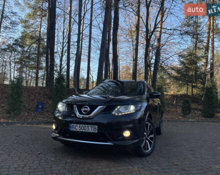 Черный Ниссан ИксТрейл, объемом двигателя 1.6 л и пробегом 180 тыс. км за 15900 $, фото 2 на Automoto.ua