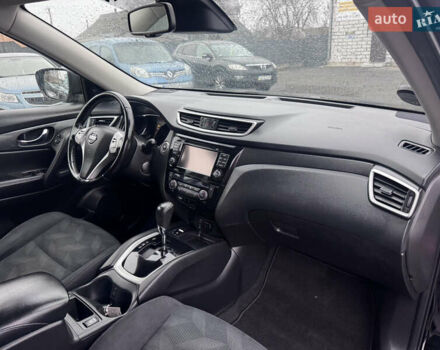 Черный Ниссан ИксТрейл, объемом двигателя 1.6 л и пробегом 230 тыс. км за 14990 $, фото 33 на Automoto.ua