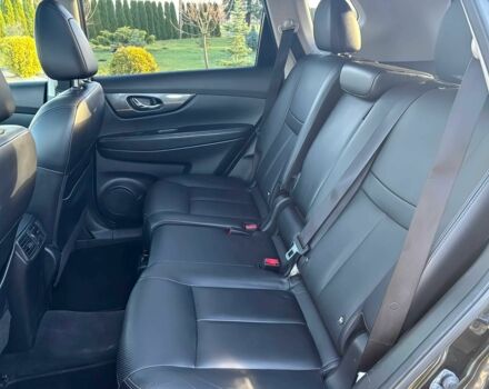 Черный Ниссан ИксТрейл, объемом двигателя 1.6 л и пробегом 78 тыс. км за 10900 $, фото 14 на Automoto.ua