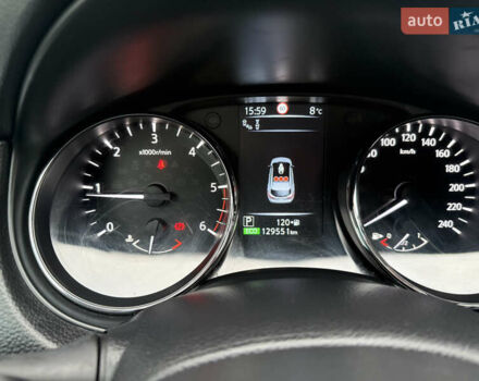 Черный Ниссан ИксТрейл, объемом двигателя 1.6 л и пробегом 130 тыс. км за 15300 $, фото 17 на Automoto.ua