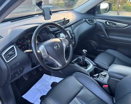 Черный Ниссан ИксТрейл, объемом двигателя 1.6 л и пробегом 78 тыс. км за 10900 $, фото 8 на Automoto.ua