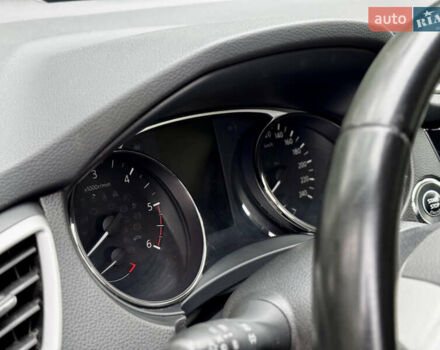 Черный Ниссан ИксТрейл, объемом двигателя 1.6 л и пробегом 160 тыс. км за 17600 $, фото 58 на Automoto.ua