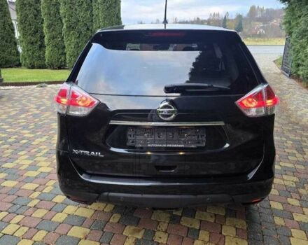 Черный Ниссан ИксТрейл, объемом двигателя 1.6 л и пробегом 2 тыс. км за 7500 $, фото 4 на Automoto.ua