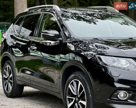 Черный Ниссан ИксТрейл, объемом двигателя 1.6 л и пробегом 160 тыс. км за 17600 $, фото 8 на Automoto.ua