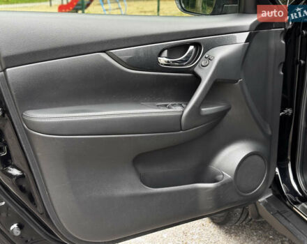 Черный Ниссан ИксТрейл, объемом двигателя 1.6 л и пробегом 160 тыс. км за 17600 $, фото 56 на Automoto.ua