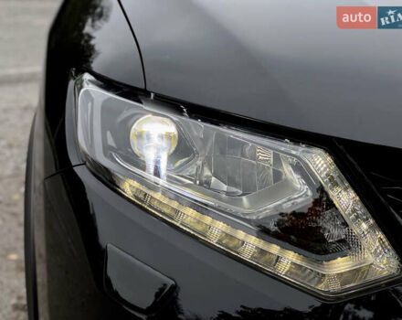 Черный Ниссан ИксТрейл, объемом двигателя 1.6 л и пробегом 160 тыс. км за 17600 $, фото 92 на Automoto.ua