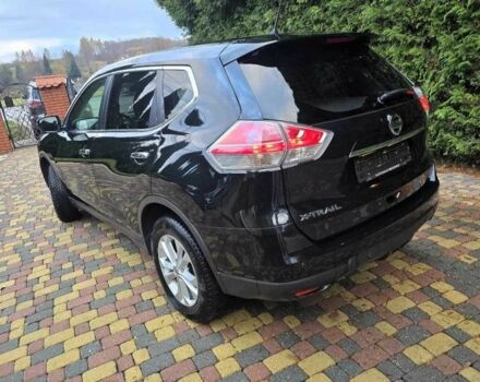 Черный Ниссан ИксТрейл, объемом двигателя 1.6 л и пробегом 2 тыс. км за 7500 $, фото 6 на Automoto.ua